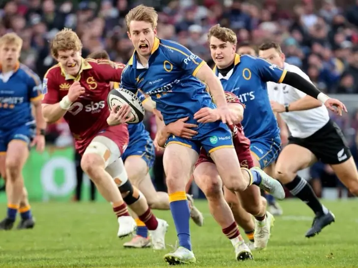 Lucas Casey inspires Otago to comfortable win on Stag Day