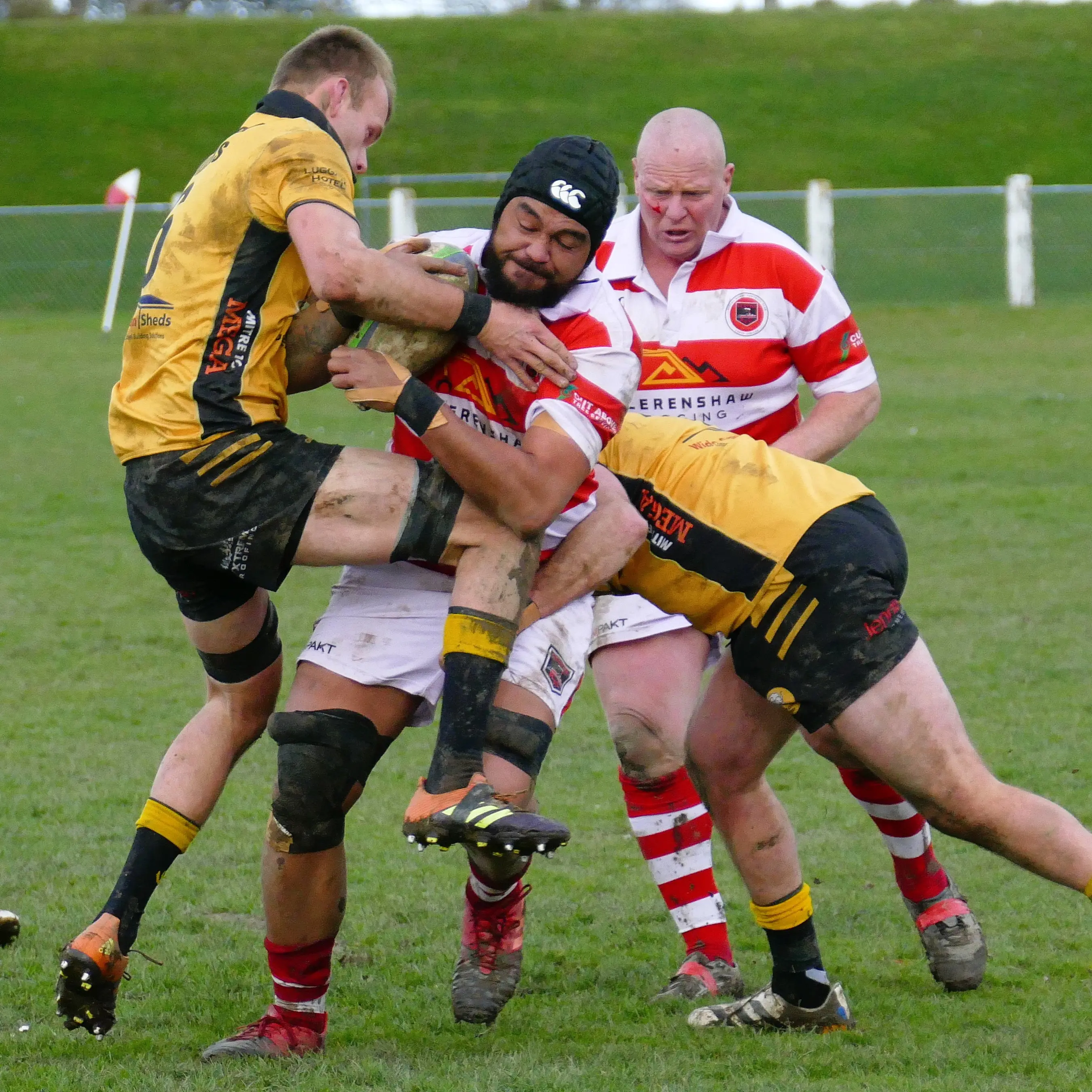 Clutha fall short in one-sided final
