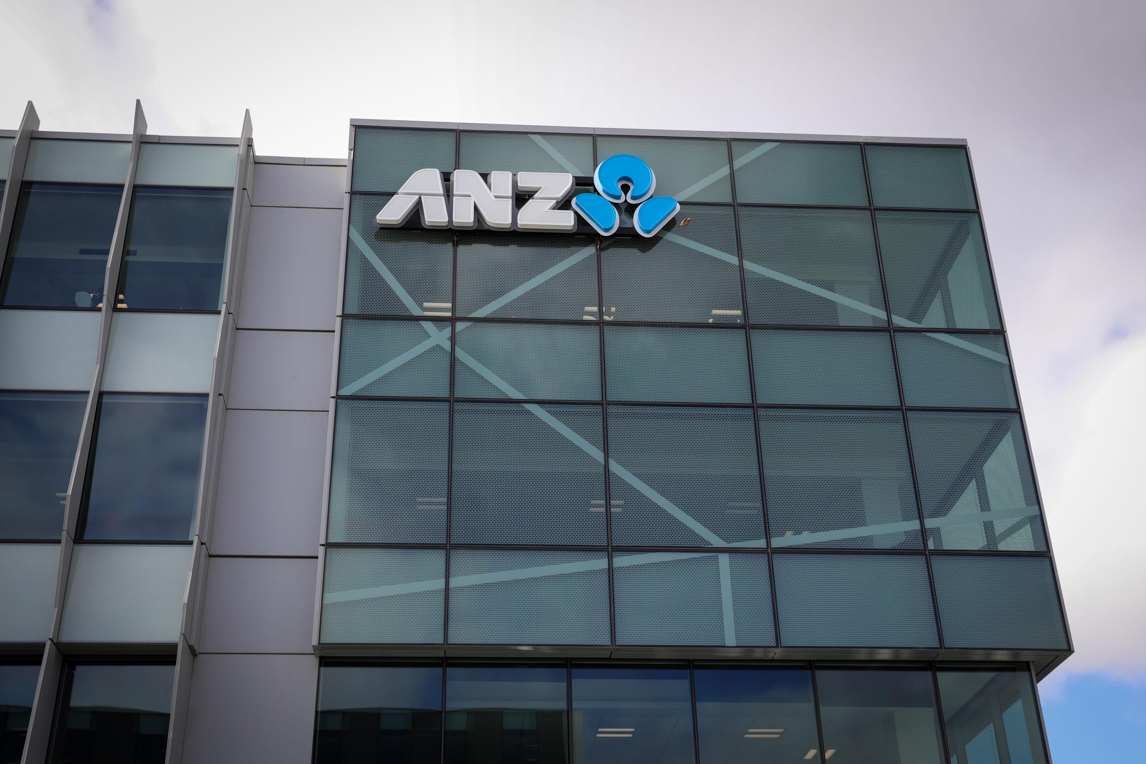 NZ’s biggest bank lifts home loan rates