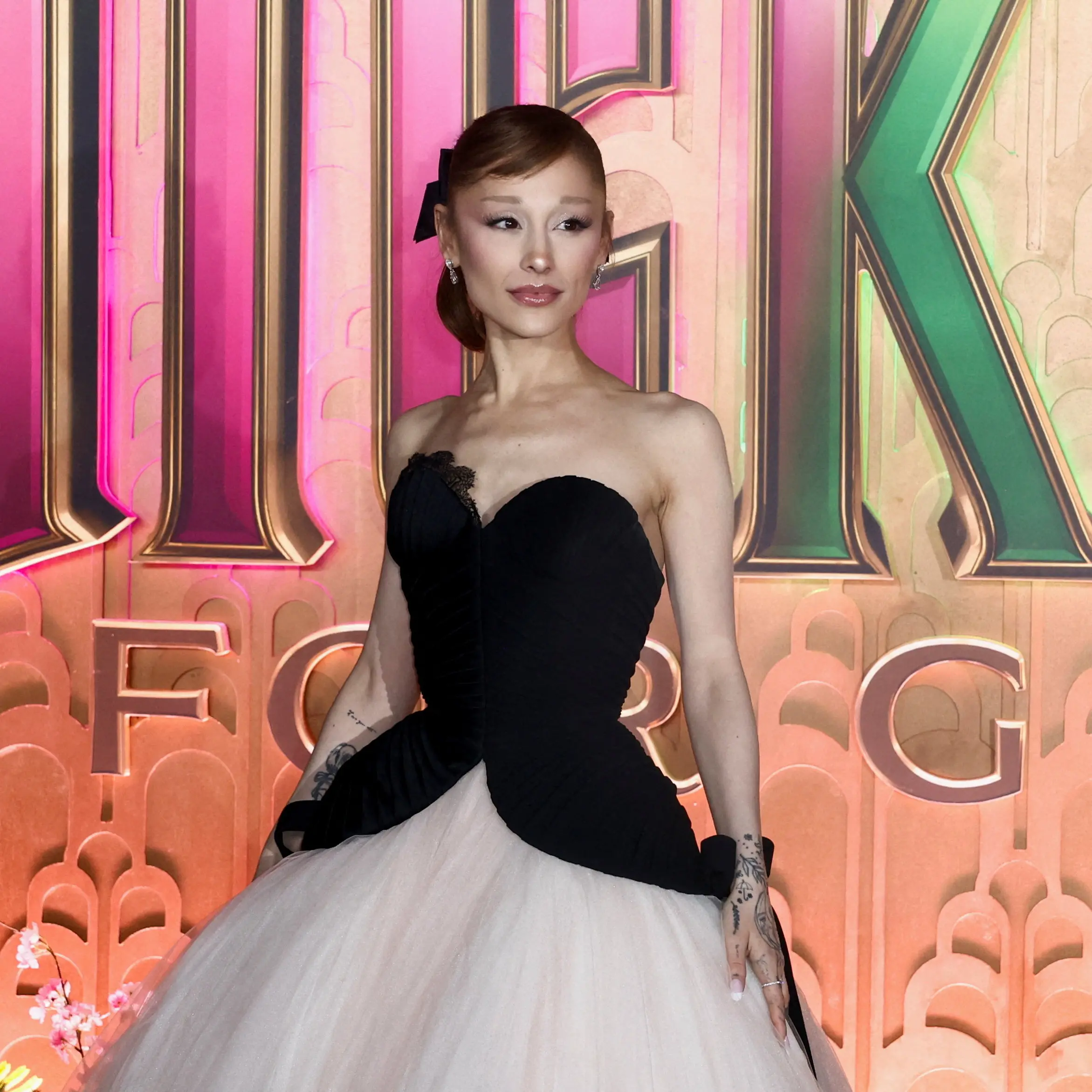Ariana Grande ‘taking break’ from public eye
