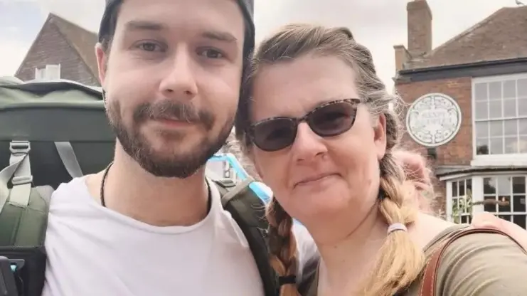 Crash victim’s mum tracks down woman who comforted son in his final moments