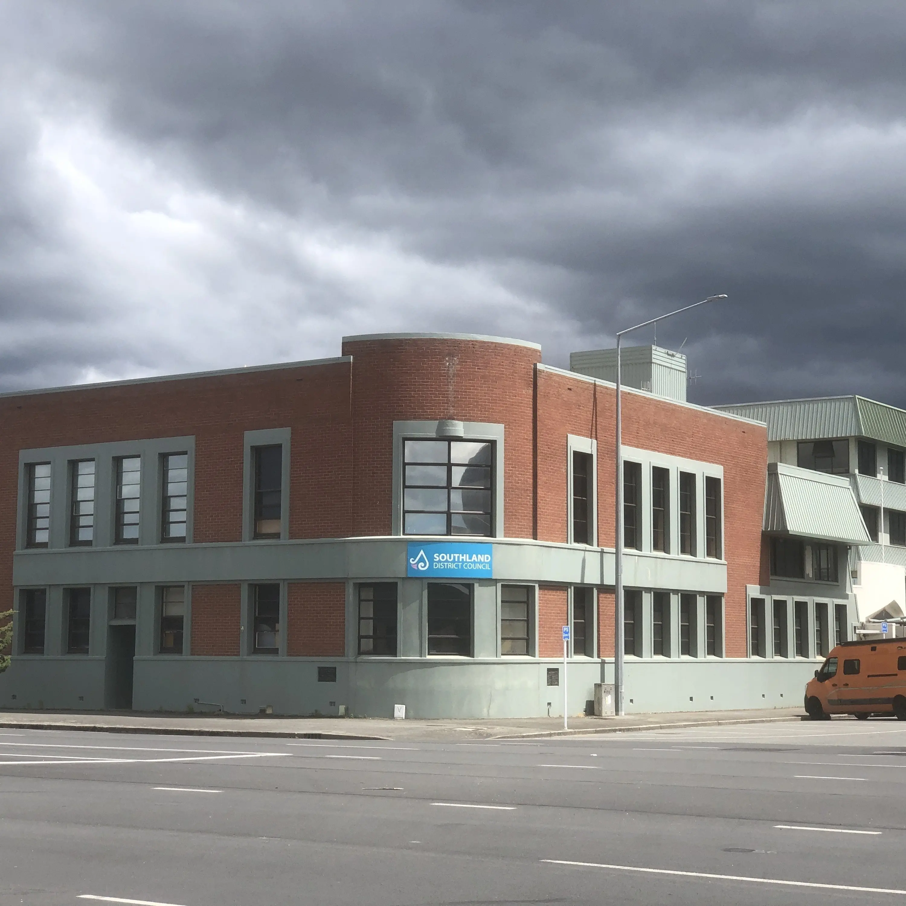 Southland council ignores community preference for amalgamation
