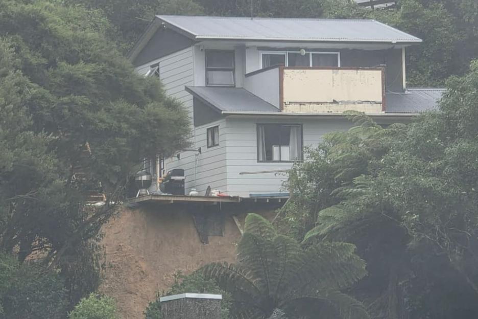 Apology after residents charged for water they can't use