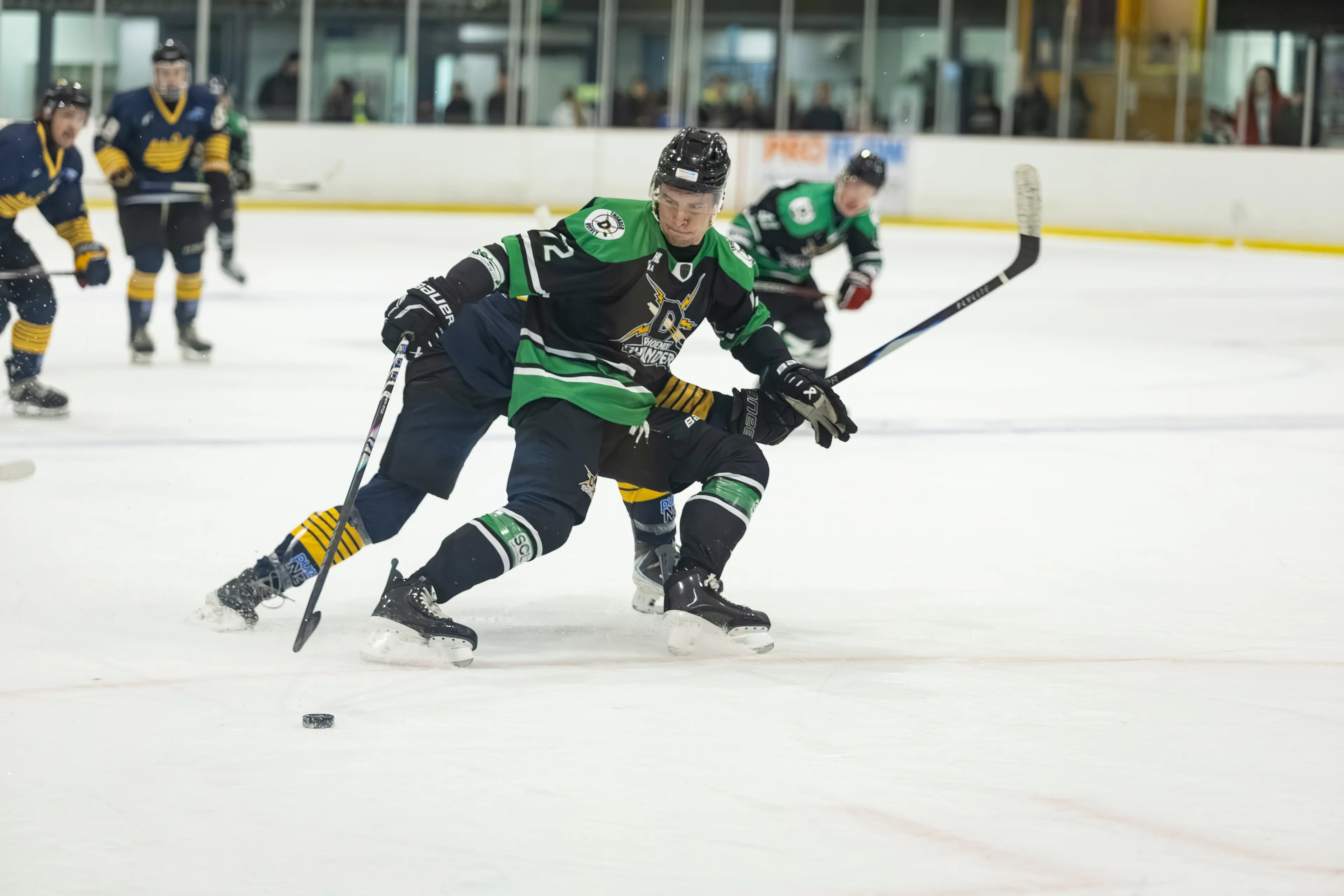 Import Samuel Loiselle controls the puck for the Dunedin Thunder this season. Photo: Keaphotos