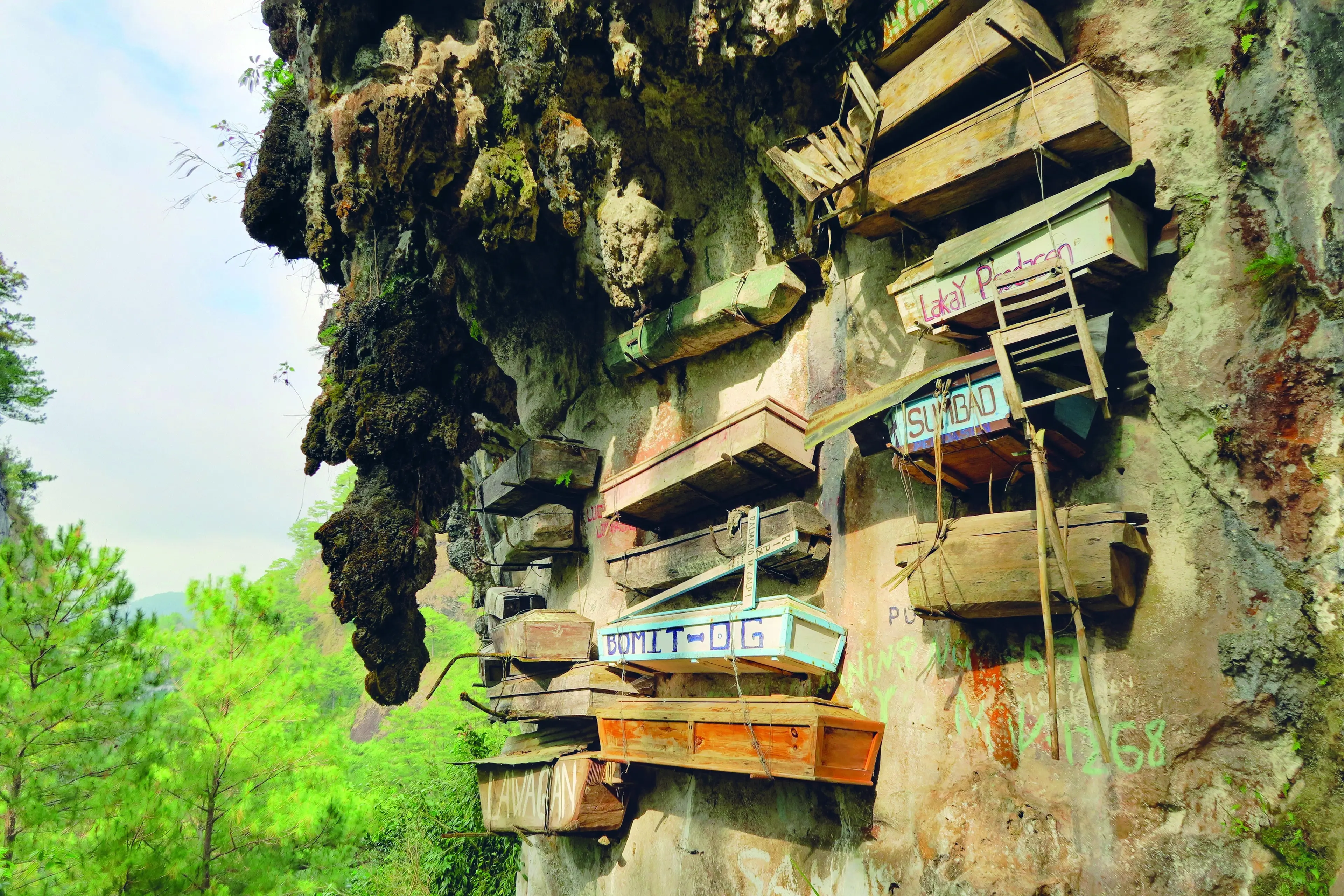 Secret wonders in Asia — rats, coffins and caves