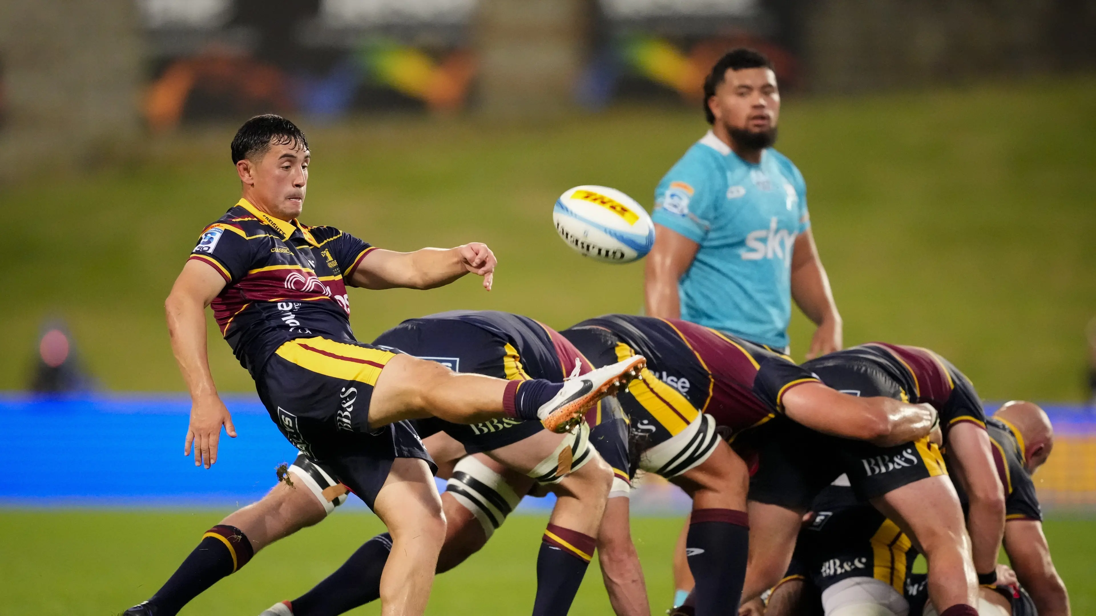 Highlanders halfback to join the Blues in 2027