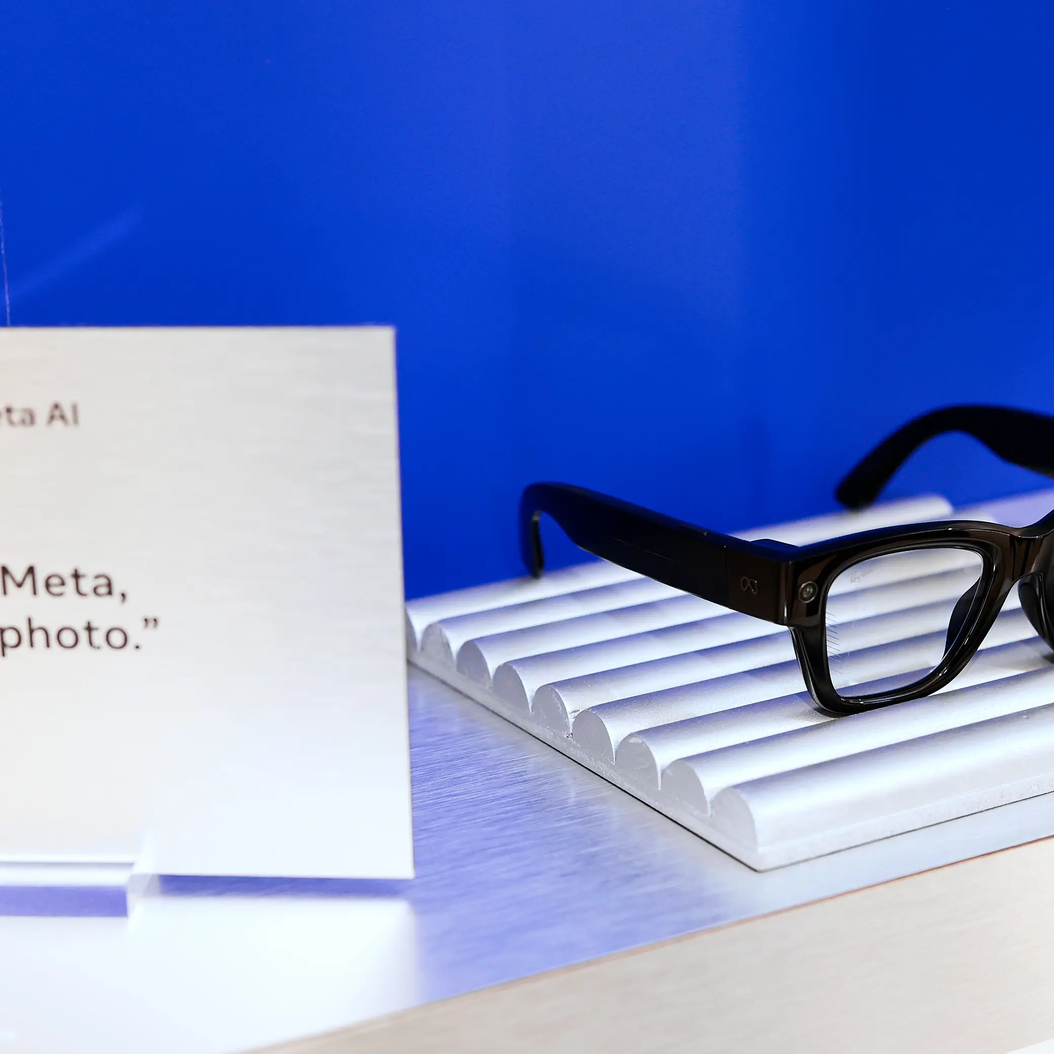 Privacy experts warn of gaps in NZ law, as cut-price camera glasses hit shelves