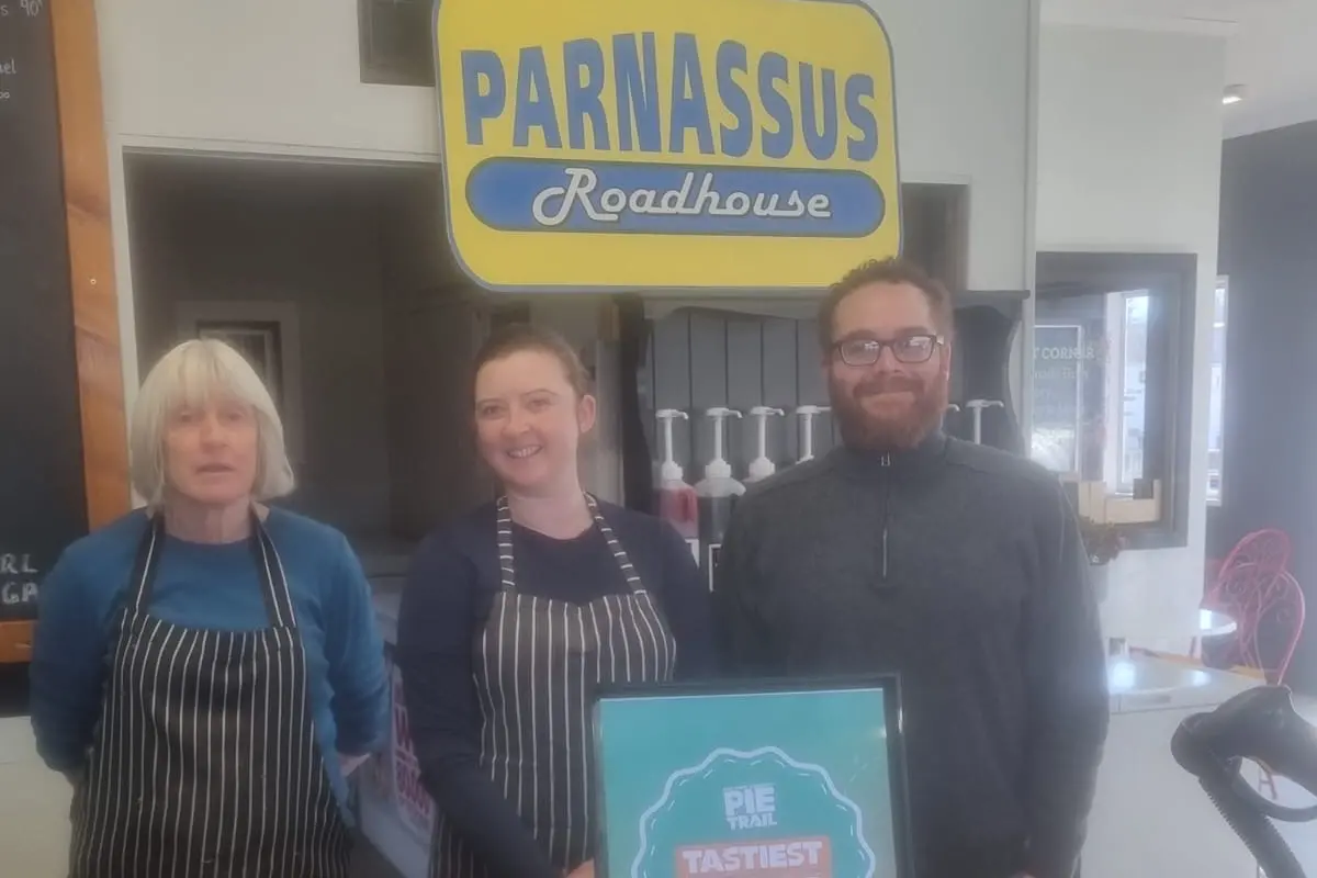 Tasties pie . . . The Parnassus Roadhouse crew with their Tastiest Pie award following the latest MADE in NORTH CANTERBURY Pie Trail coming to an end. Photo: Supplied