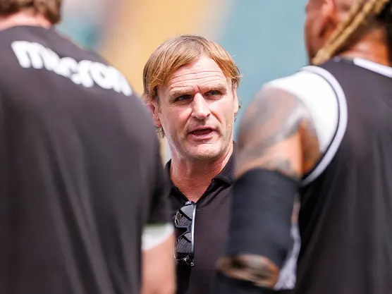League side keen for Robertson as head coach