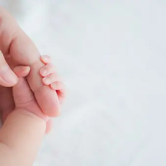 Hospital staff failed to read signs baby in trouble