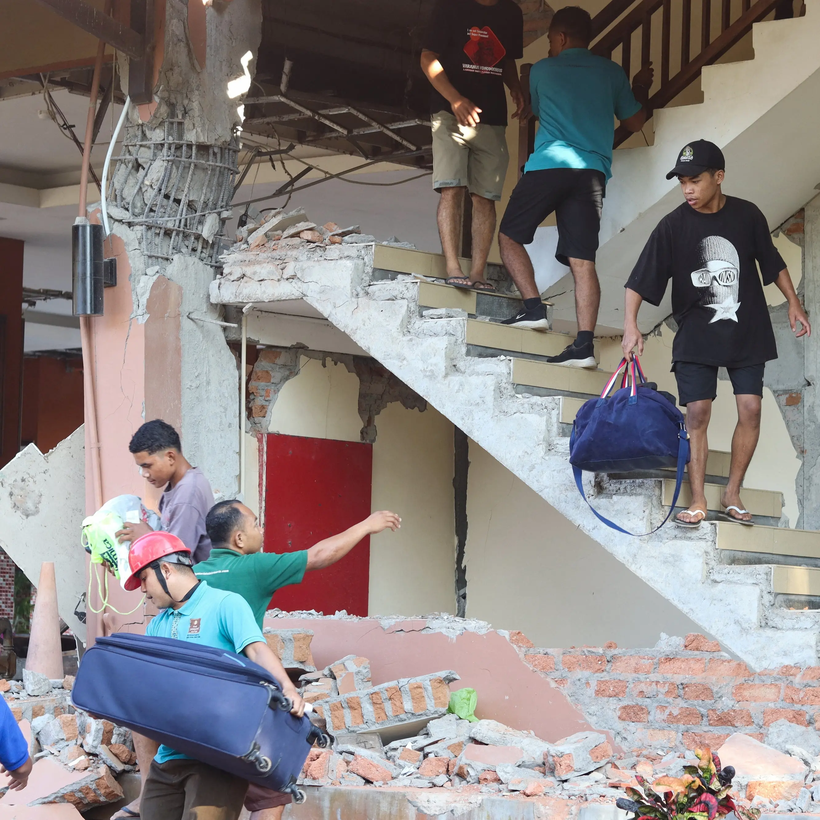 Dozens dead after quake strikes off Indonesia