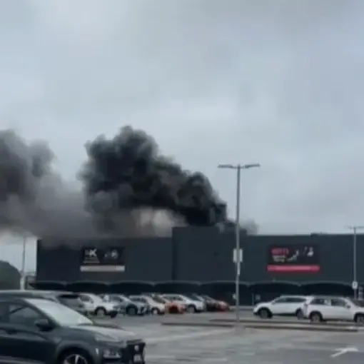 Fire crews battle large blaze at Auckland cinema
