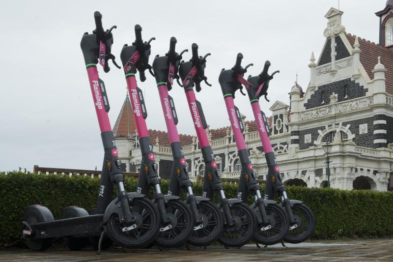 Law changes to prevent ‘risky’ e-scooter indicating