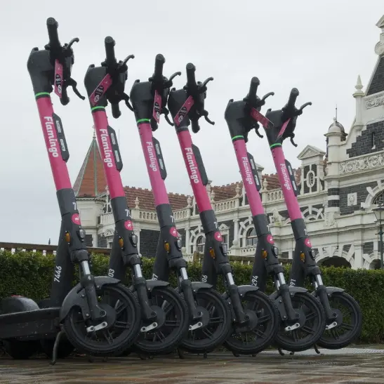 Law changes to prevent ‘risky’ e-scooter indicating