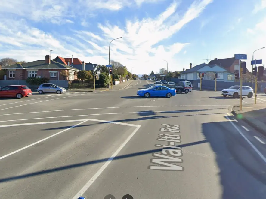 Police hunt for witnesses after pedestrian critically injured in Timaru