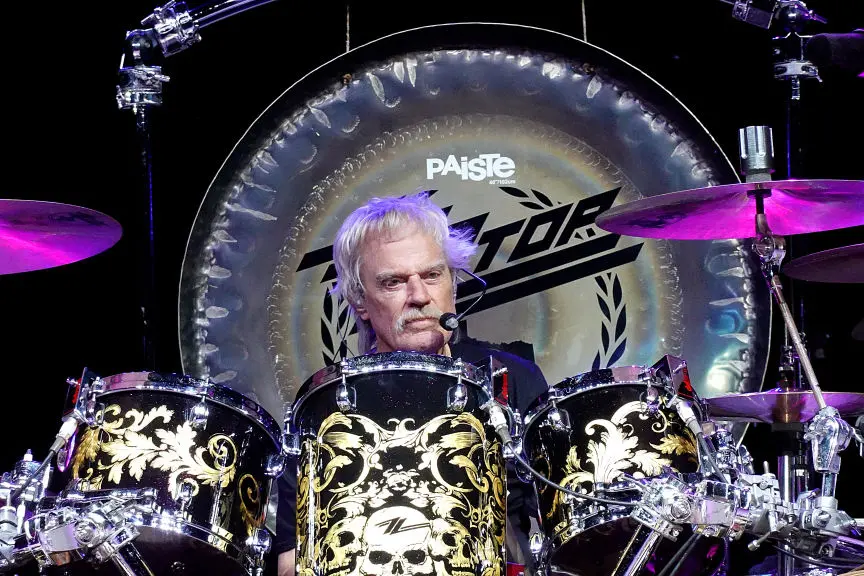 Frank Beard performs with ZZ Top in New Braunfels, Texas in April 2023. Photo: Getty Images