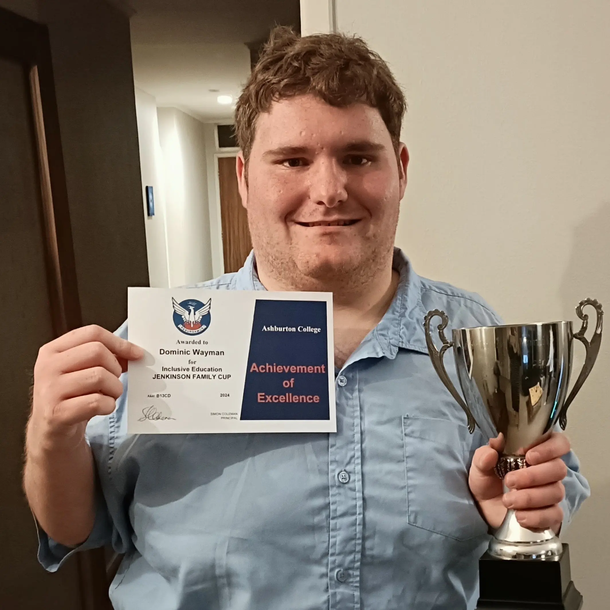 Mum donates new award to school in memory of her late son