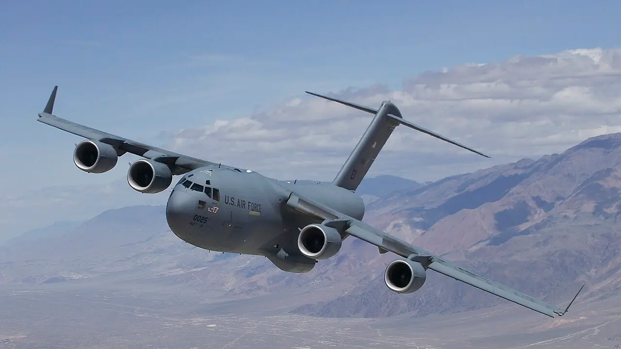 US Air Force C-17 turns back to Christchurch due to ‘potential hazard’