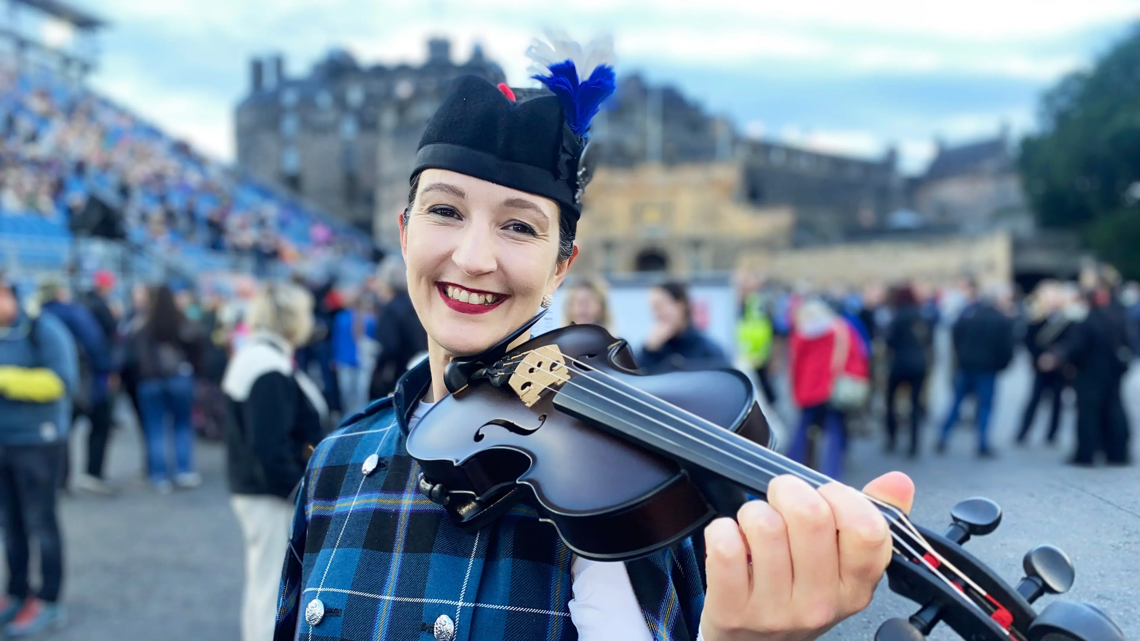 Fiddler makes her Royal entrance