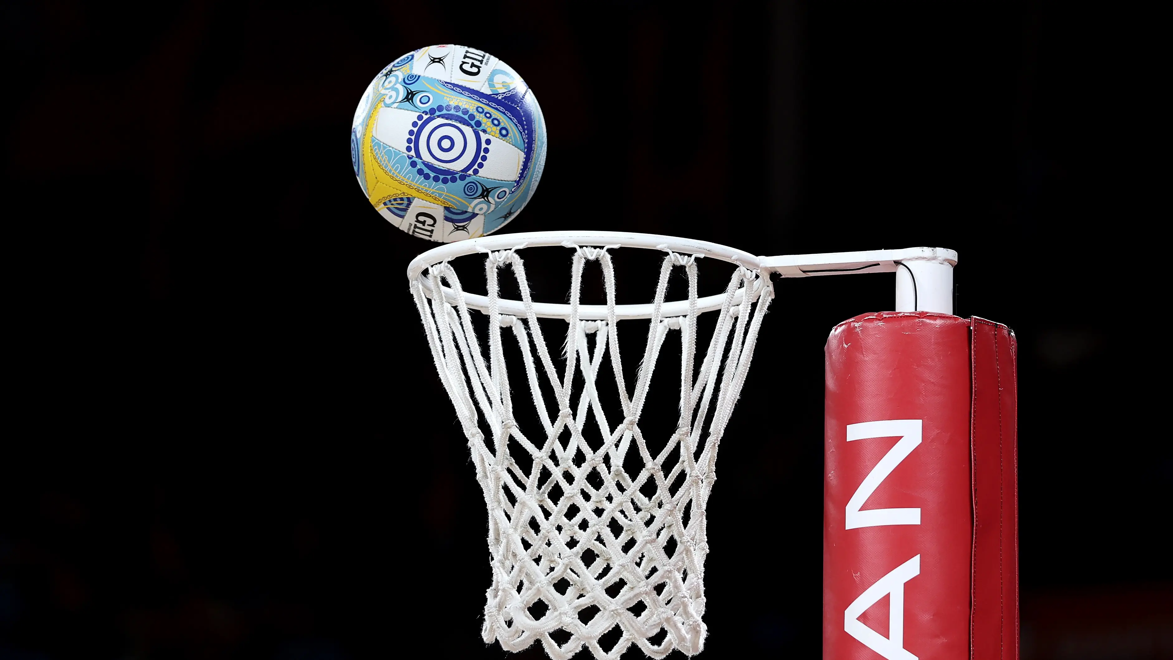 Uni Albion, College in for a big battle for title