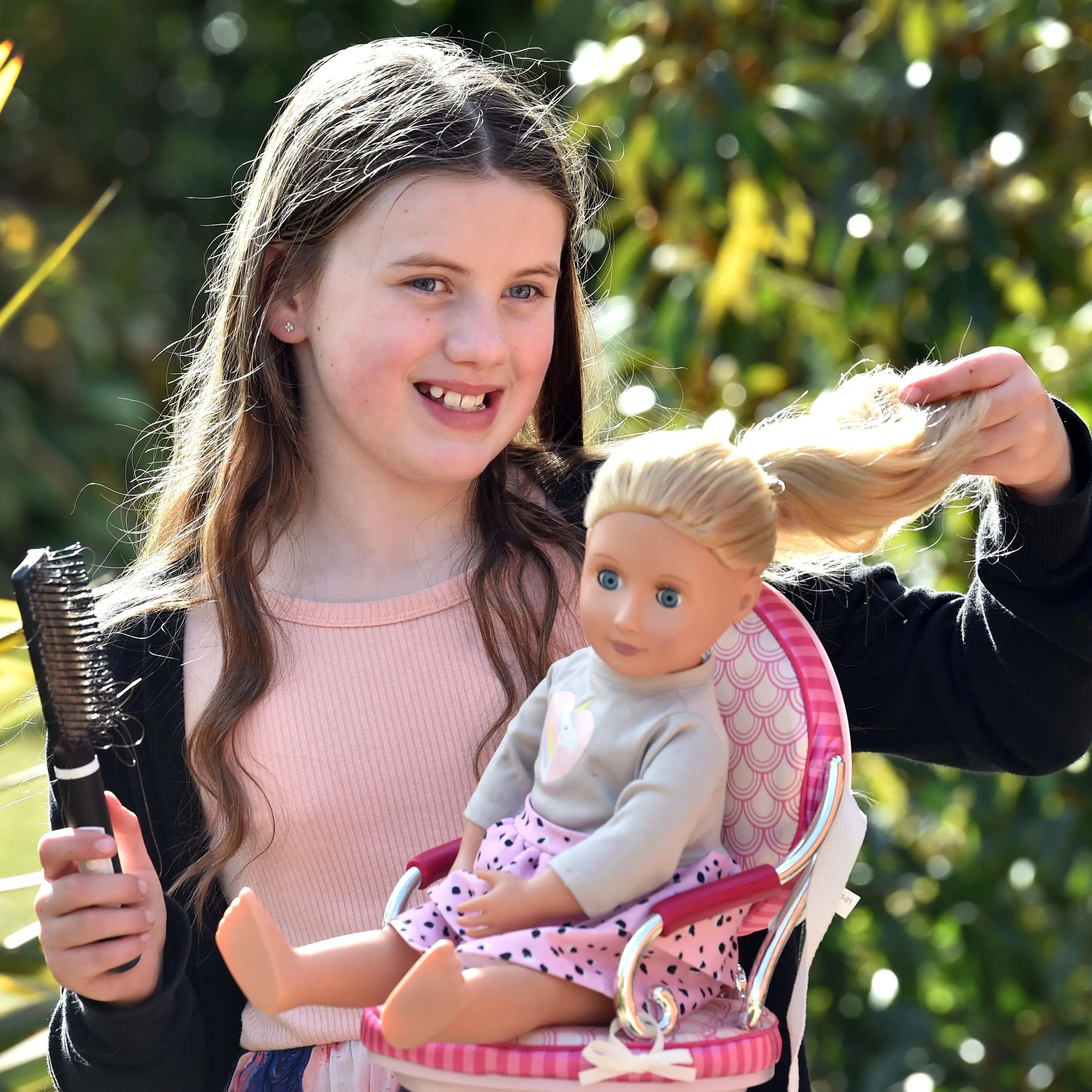 Doling out haircuts to fund dream silicone baby