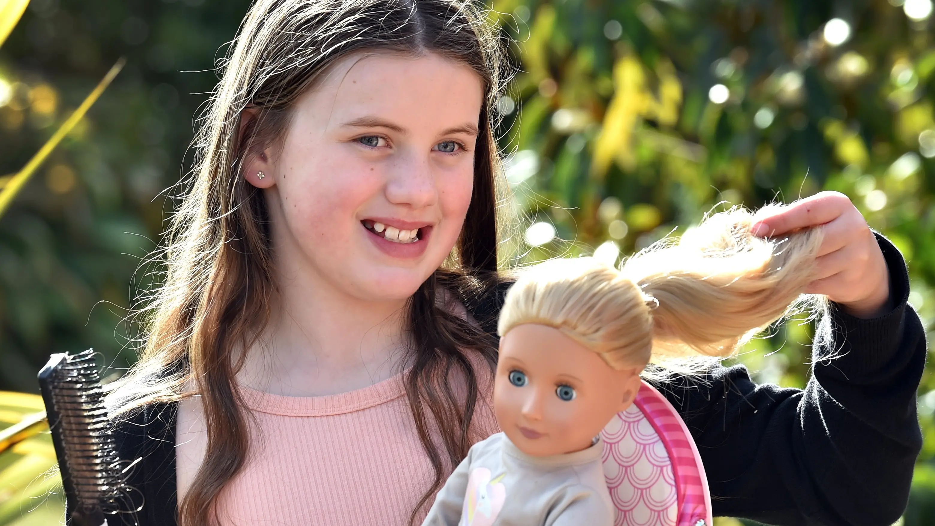 Doling out haircuts to fund dream silicone baby