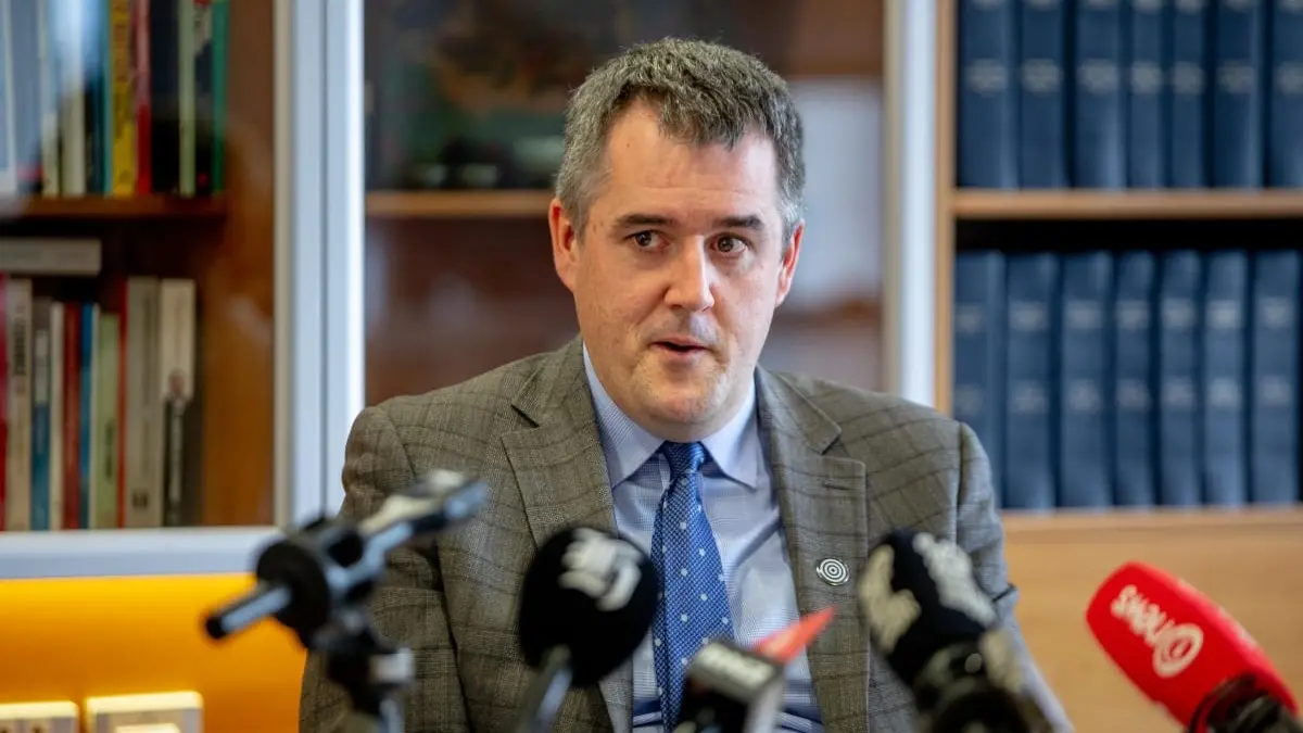 Motor industry calls for bipartisan approach to clean car standard