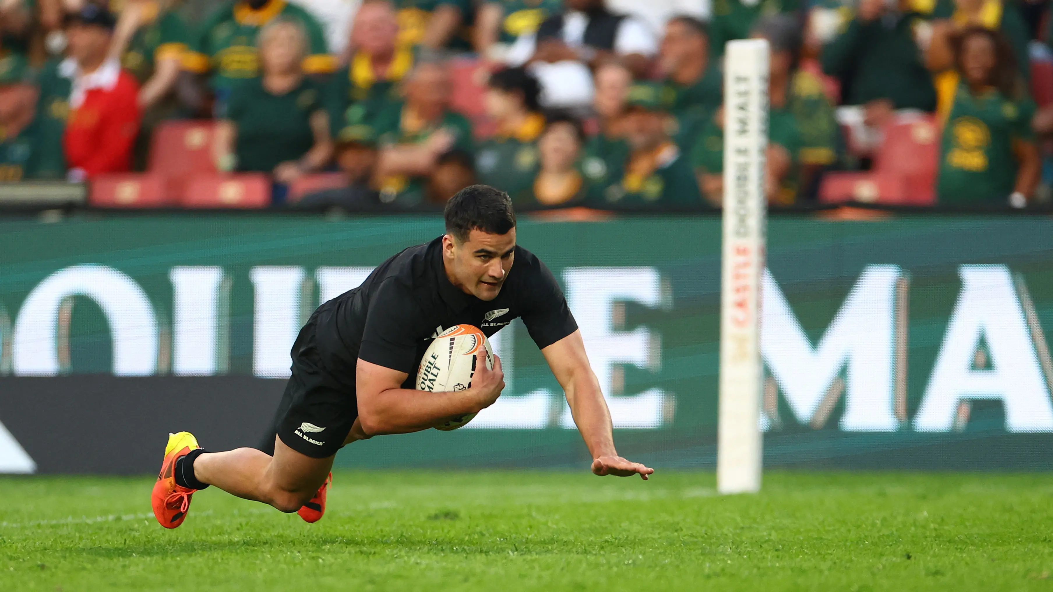 All Blacks beat Springboks 33-16 in opening test