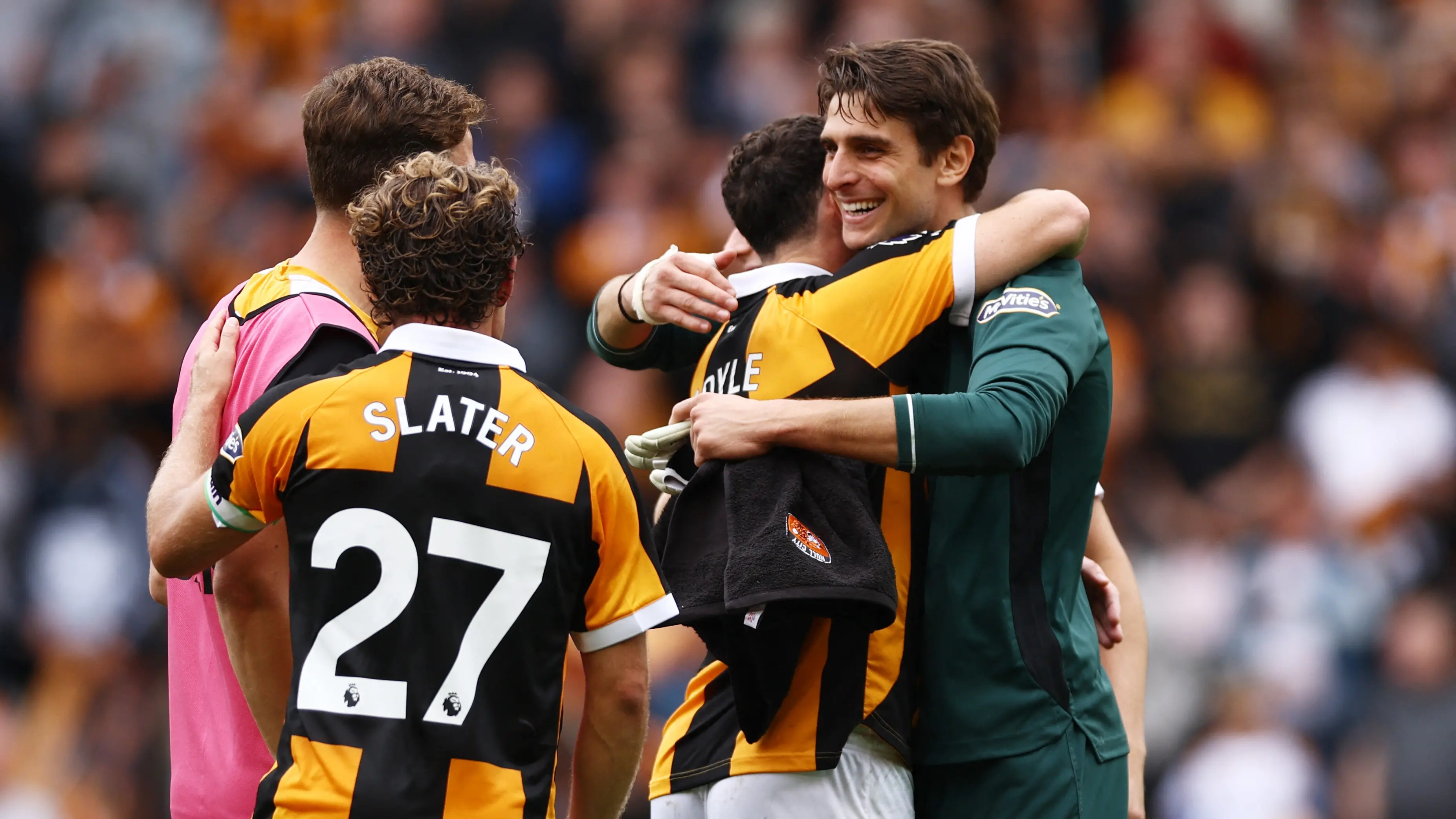 Promoted Hull stun Man Utd as new-look Spurs thrashed