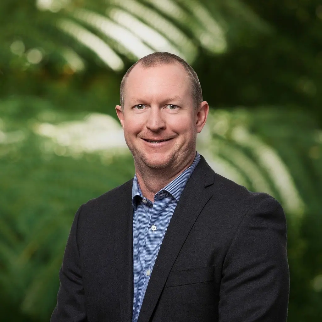 Act candidate back for another campaign