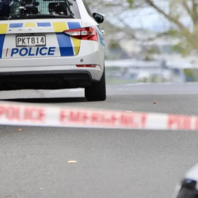 Man stabbed on Auckland street dies in hospital