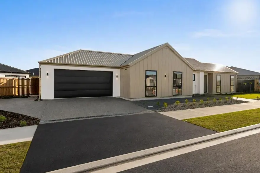 Canterbury home being auctioned off for charity