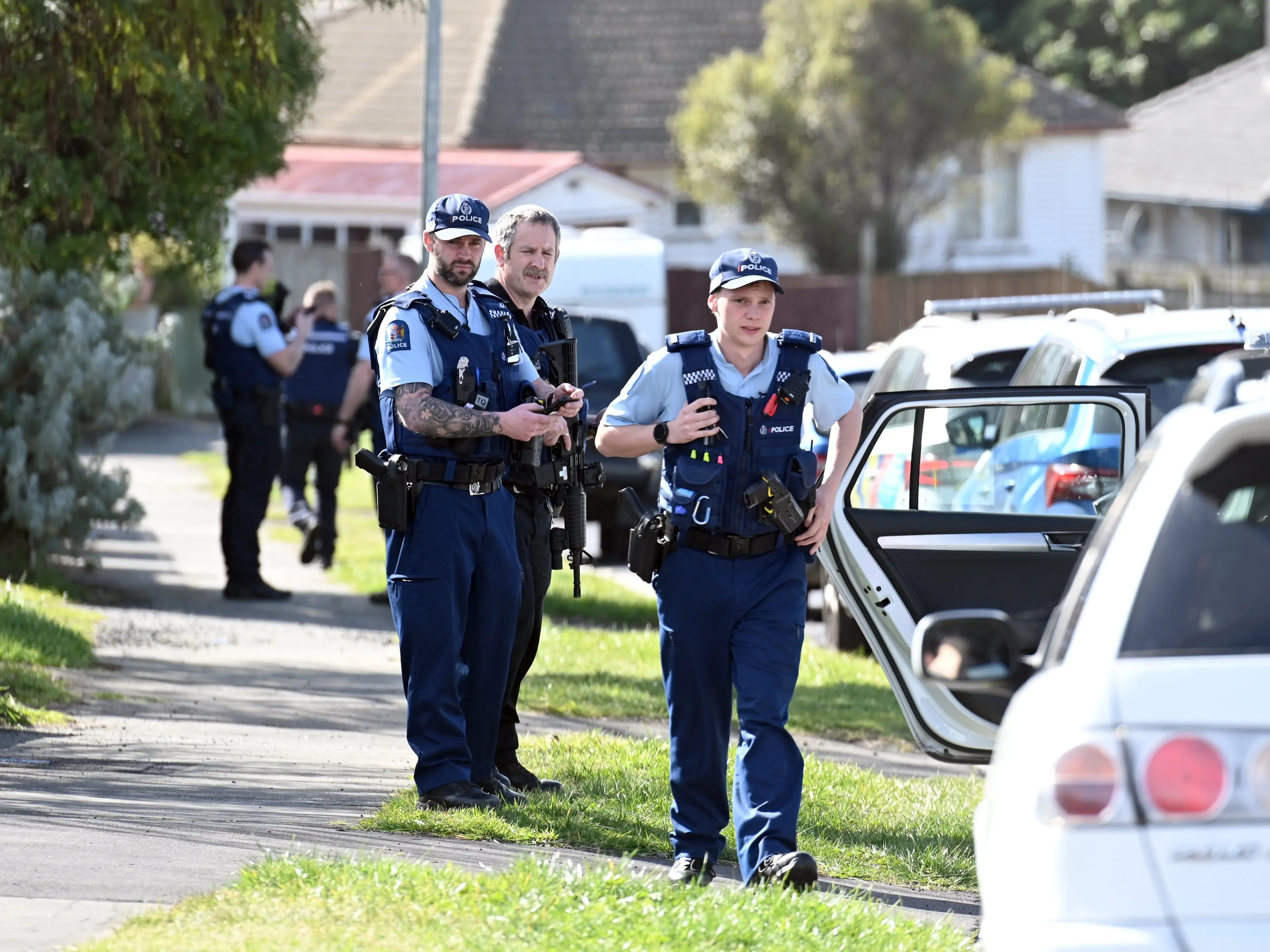 ‘Come outside’: Armed police in standoff at Corstorphine address