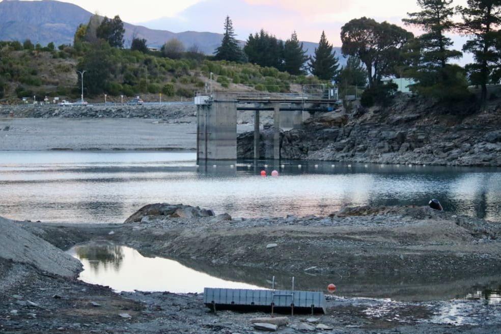 Low lake level no concern: Guardians