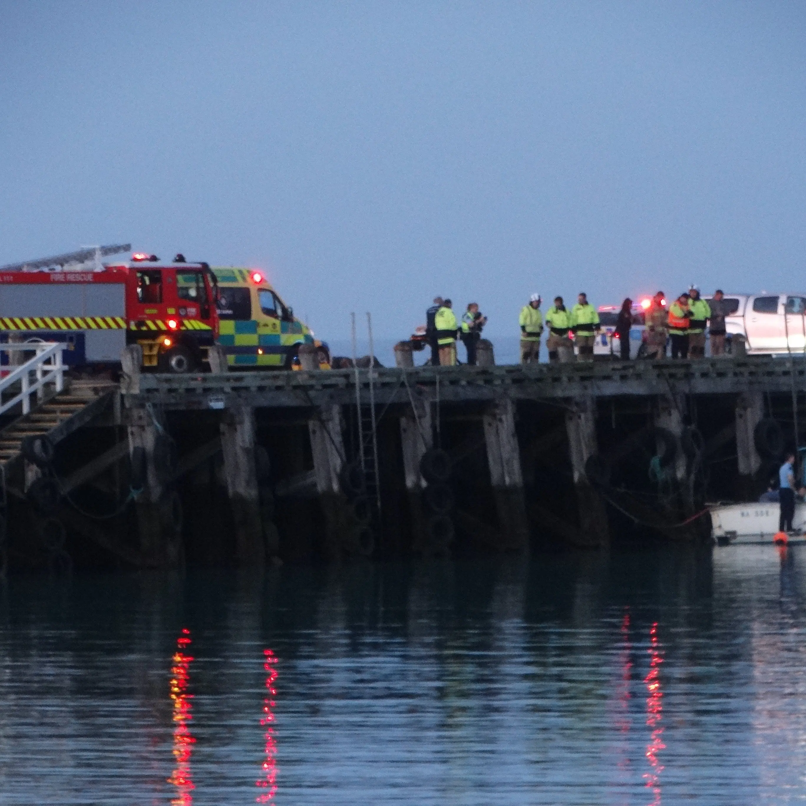Vehicle goes off wharf in Oamaru
