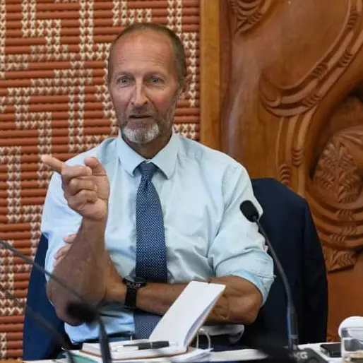 Act MP says he's 'stuffed' in valedictory speech