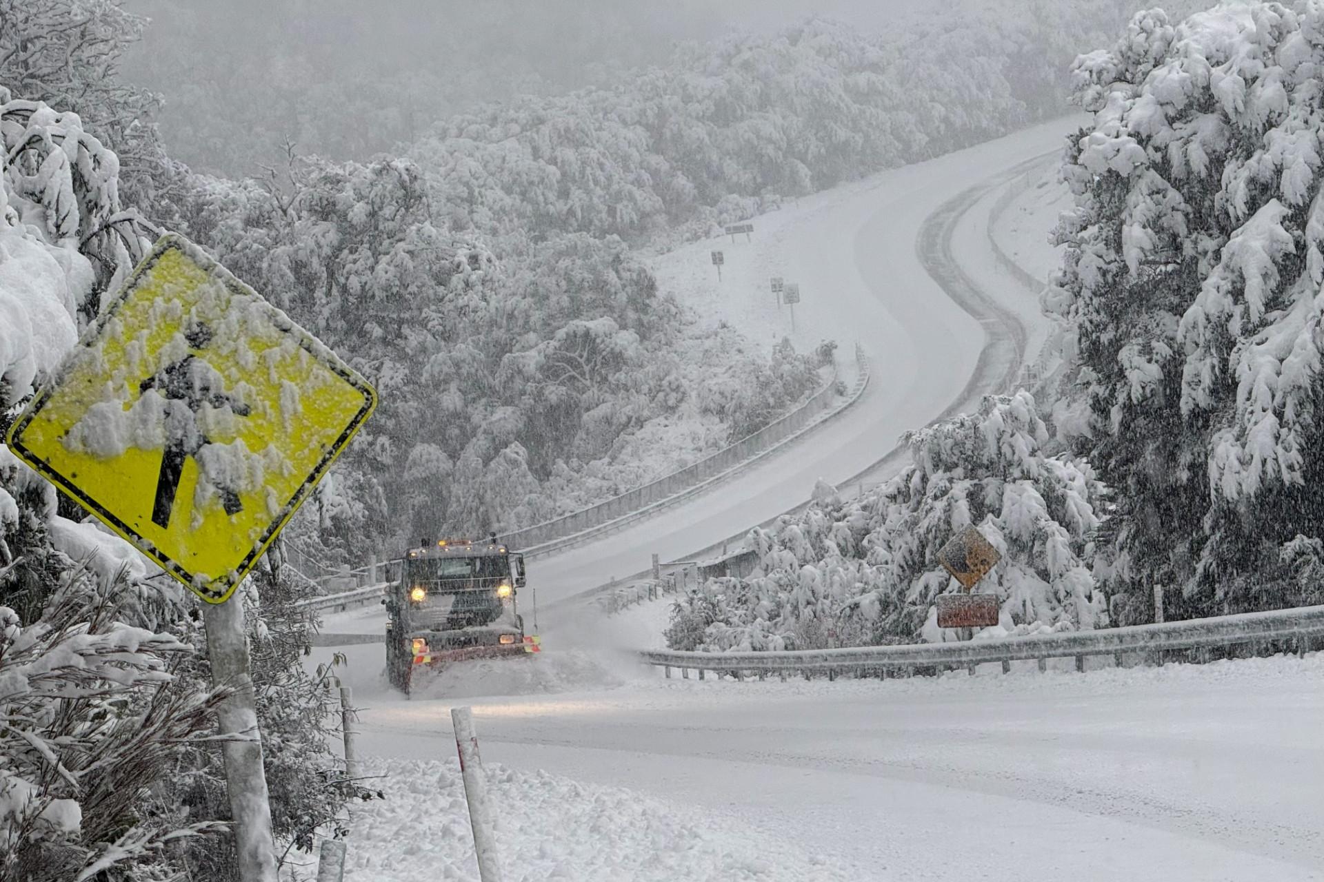 Care urged as winter storm batters South Island