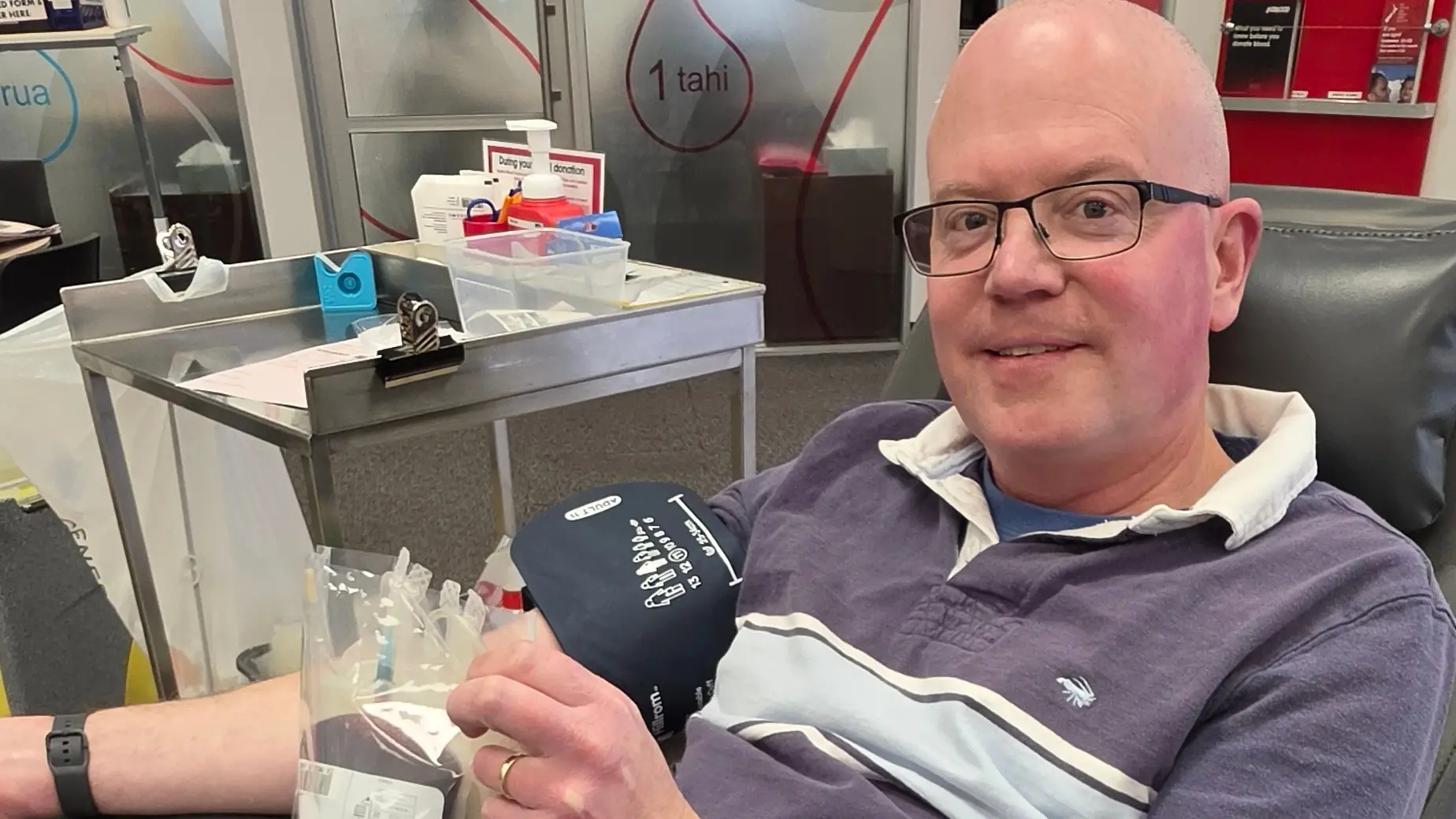 Dunedin donor rolls up sleeves amid critical O- blood shortage