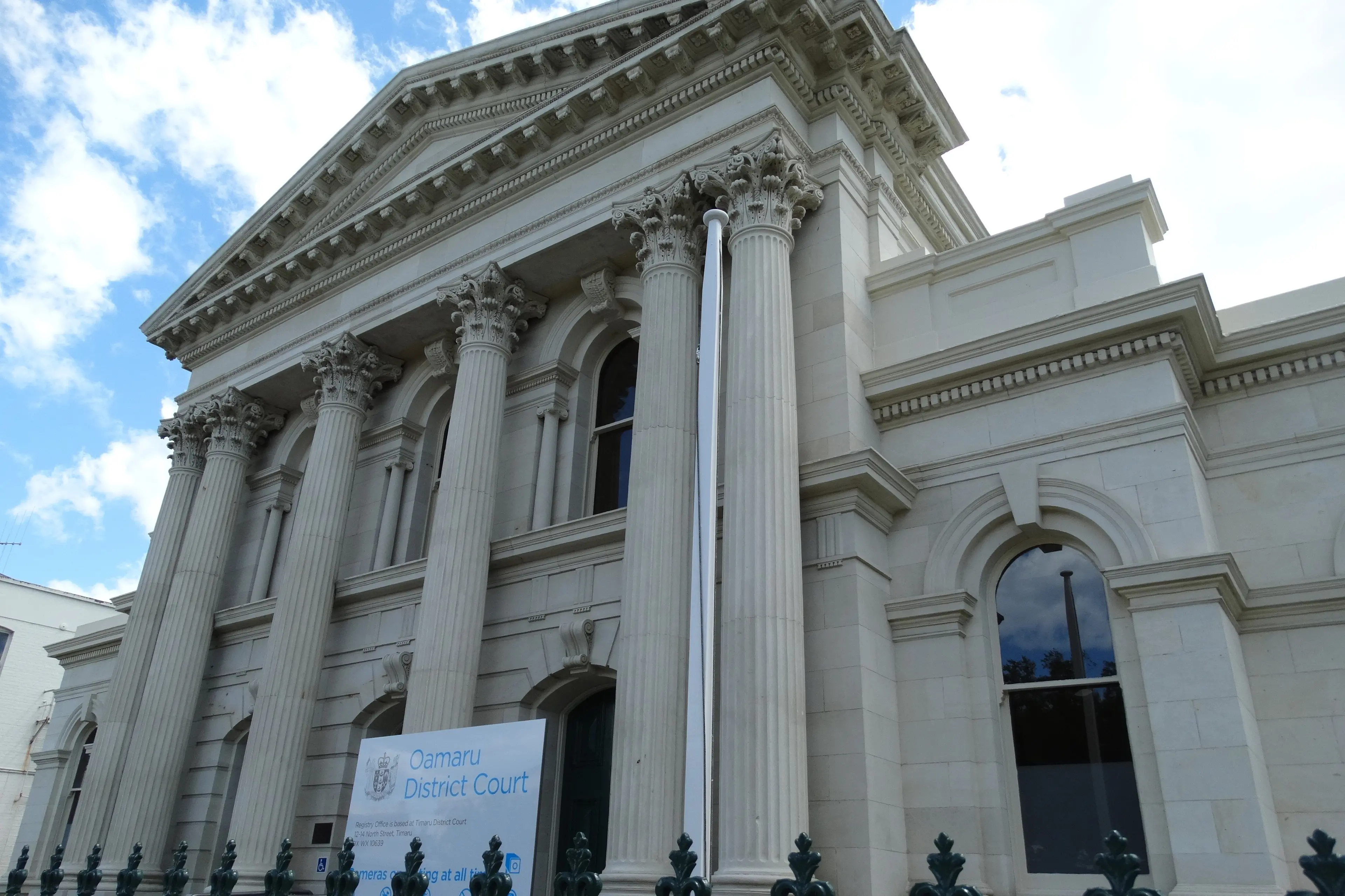 Oamaru man ‘presented a firearm' while accomplices smashed vehicles