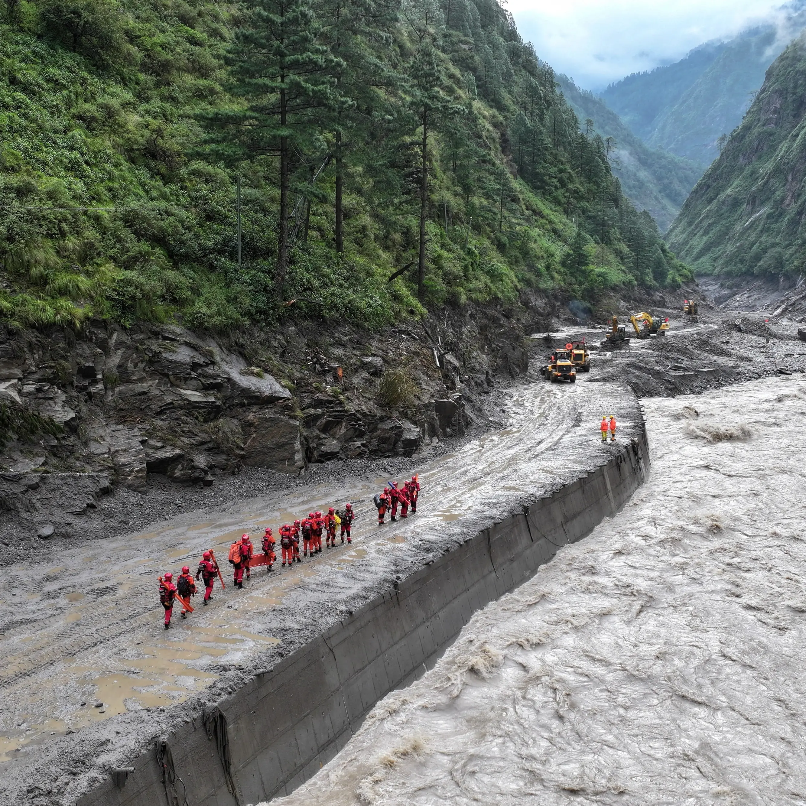 Chinese rescue team finds 'nothing but ruins' at flood-hit Himalayan border crossing