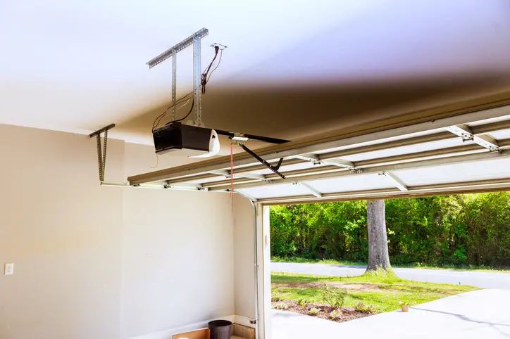 Regie Caballero rented his garage to his workmate who lived in it for $150 a week. Photo: File image