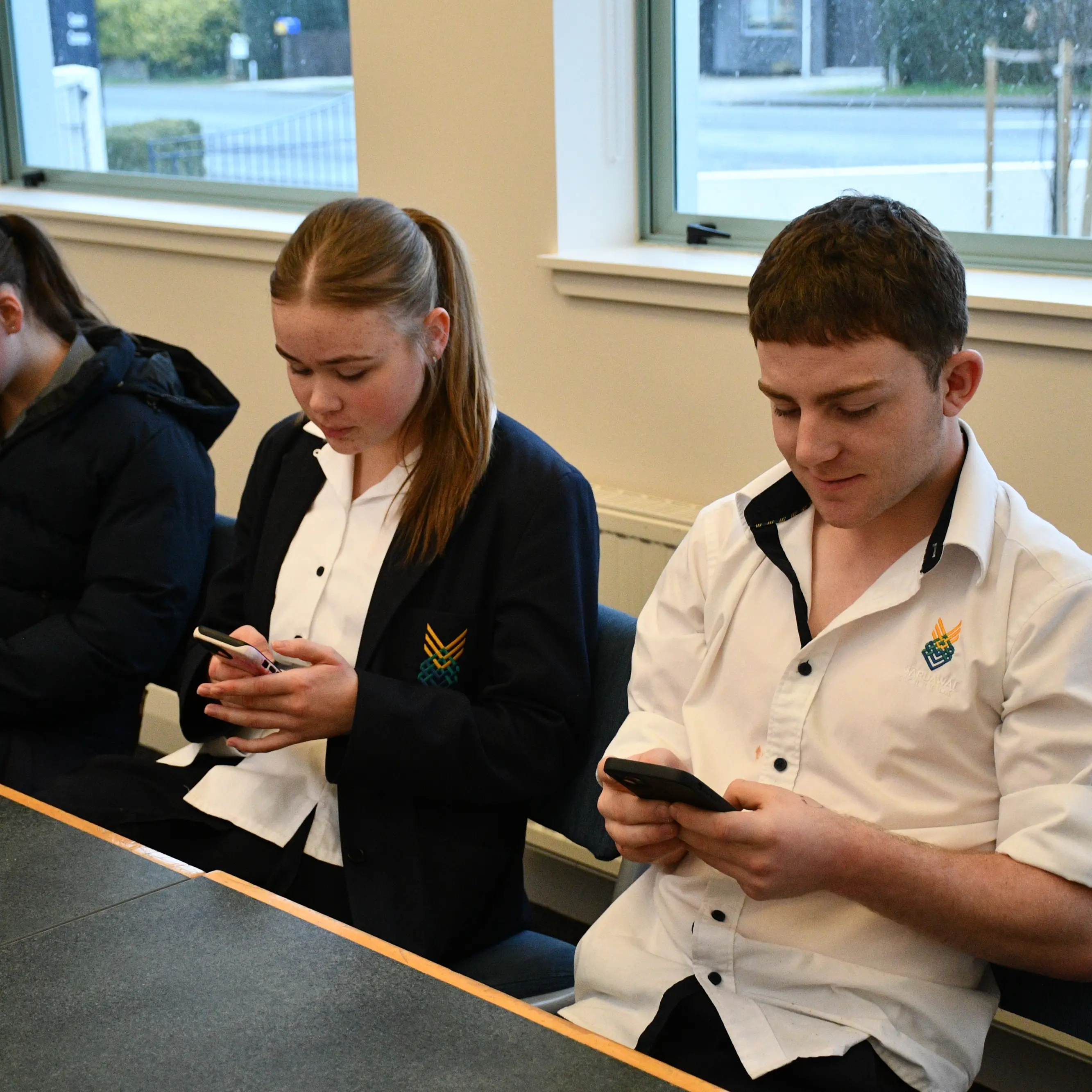 Teens pick apart social media ban plan