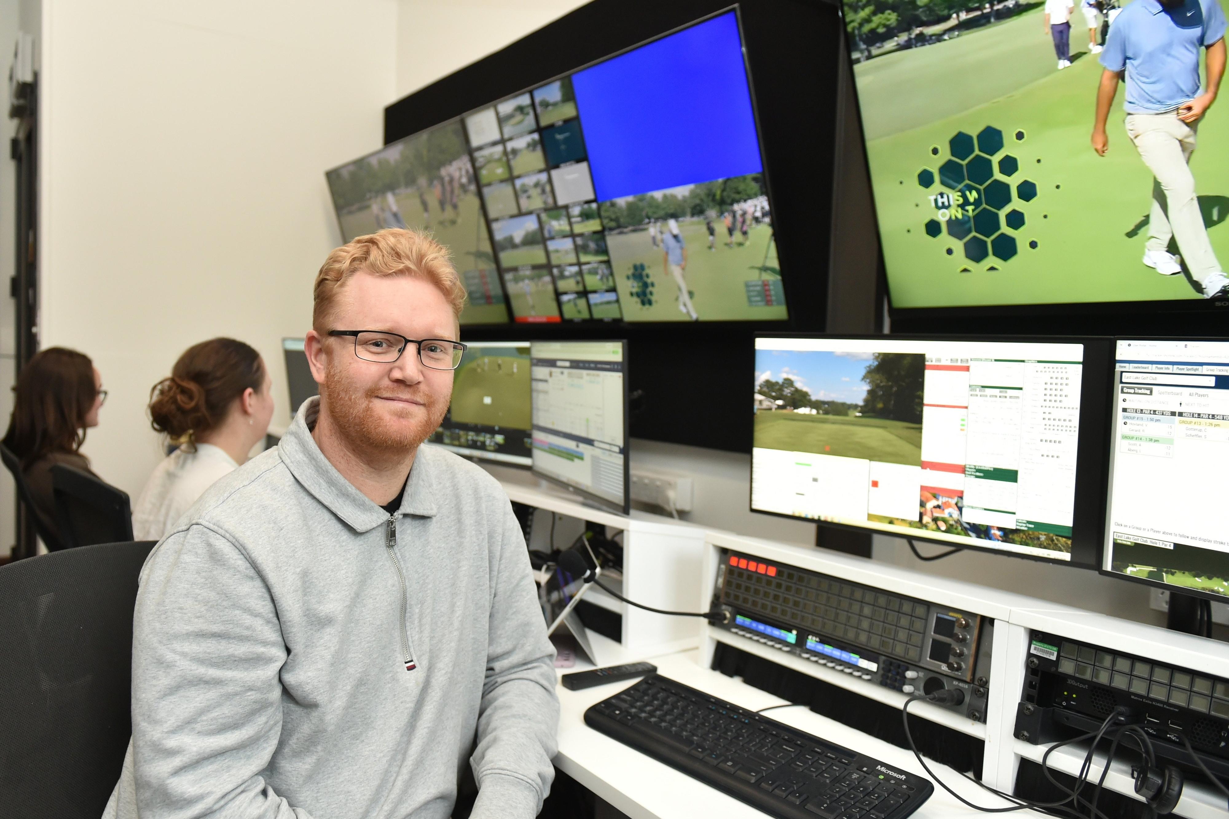 Working with sports giants CBS and NBC, being watched by millions of viewers and coping with stress like&nbsp;that of a commercial kitchen is just another day in the office for Emmy award-winning Virtual Eye.&nbsp; Tim Scott  takes a look behind the scenes at a Dunedin company whose work is being seen around the world.