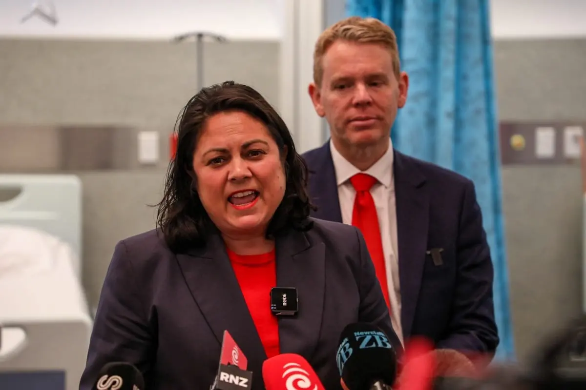 Labour\\'s health spokesperson Ayesha Verrall and leader Chris Hipkins. Photo: RNZ
