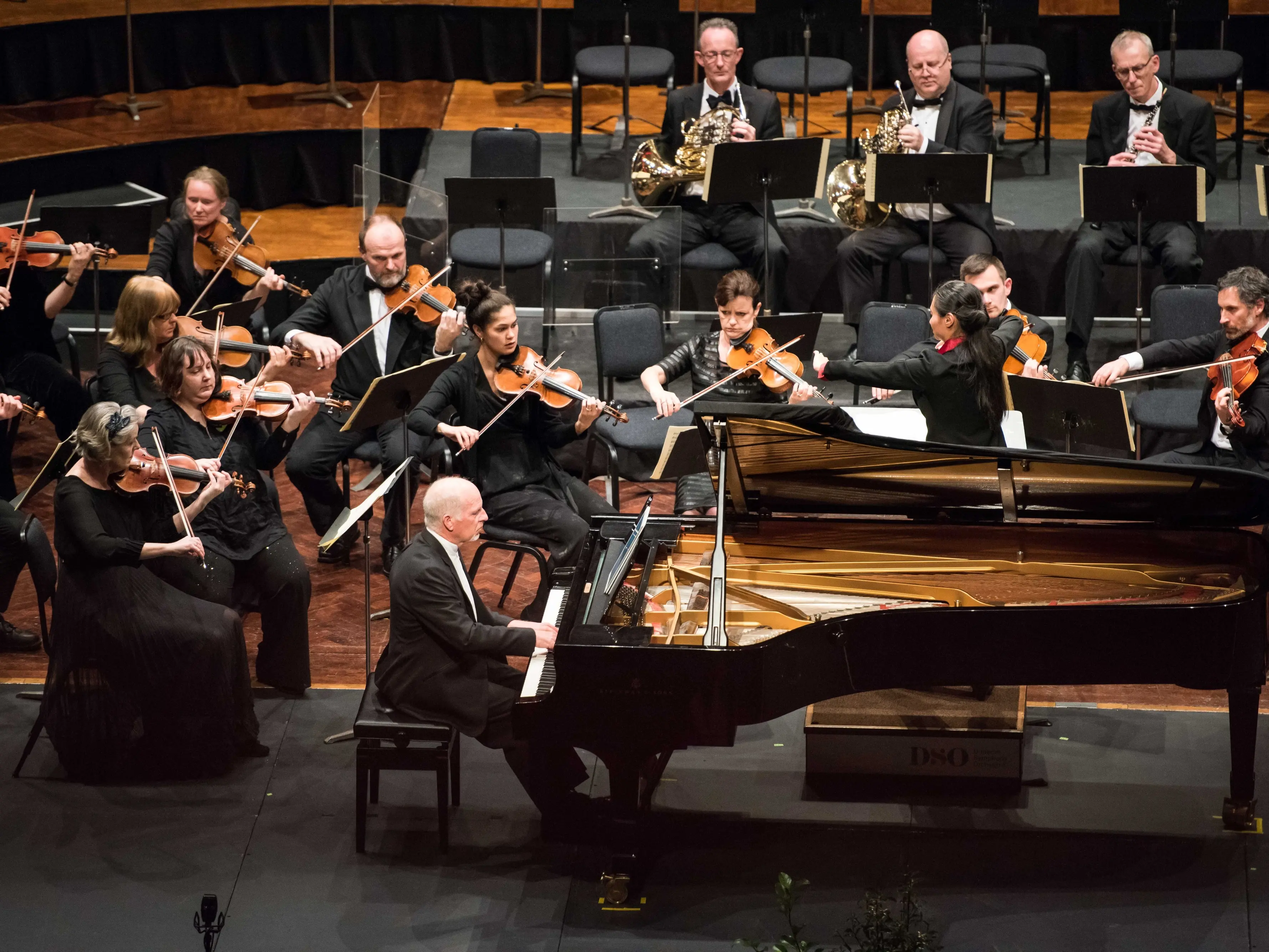 Michael Houstoun plays Mozart with the Dunedin Symphony Orchestra in 2019. Photo: DSO