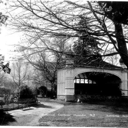 Band stand helps garden hit right note