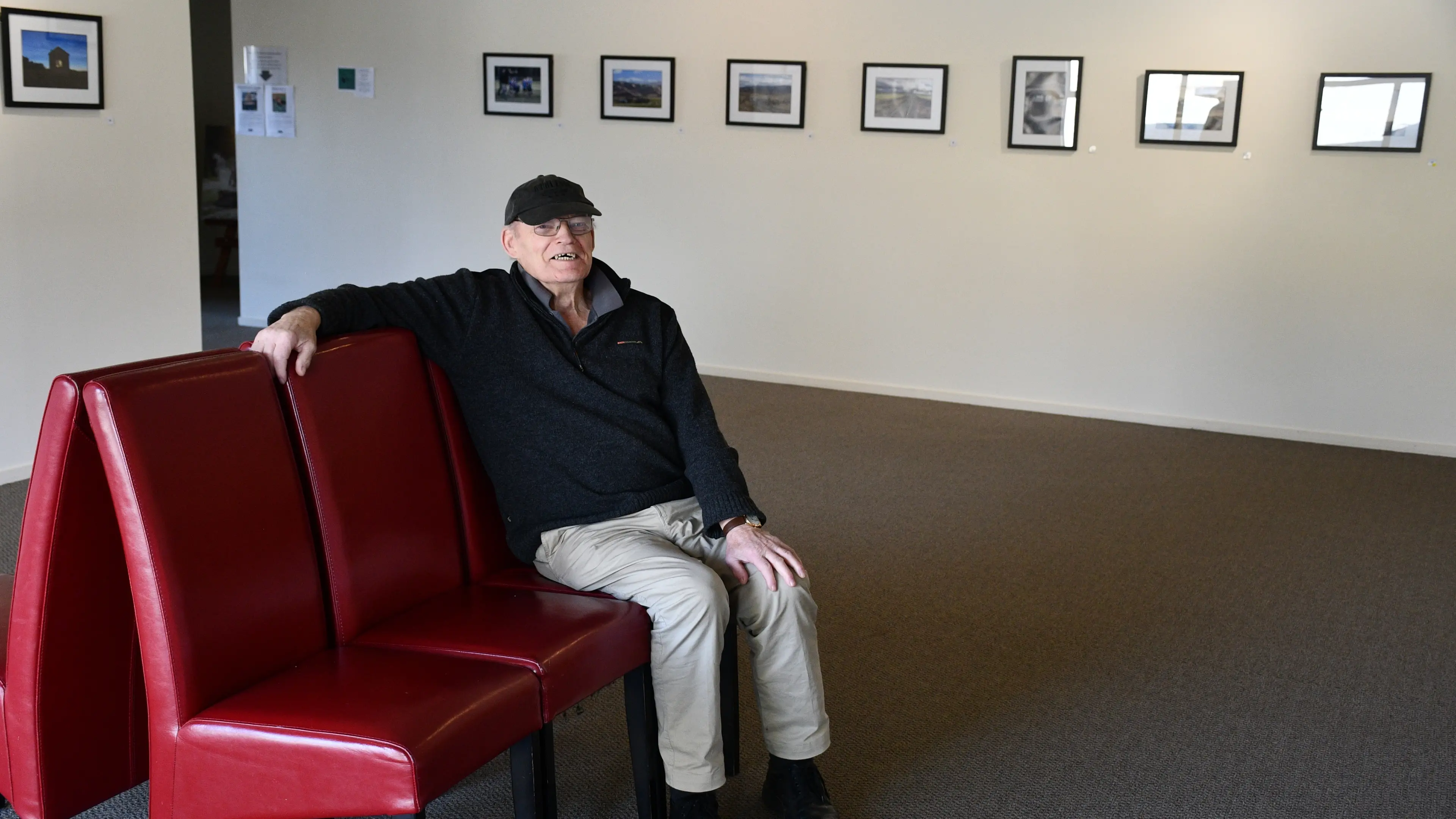 Exhibition to promote print photography