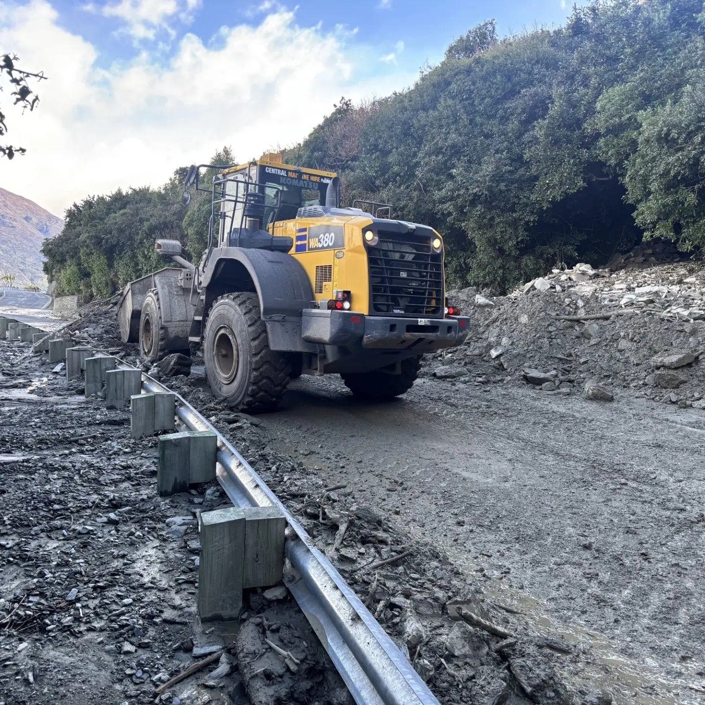 SH6 open during daytime at weekend as repair work continues
