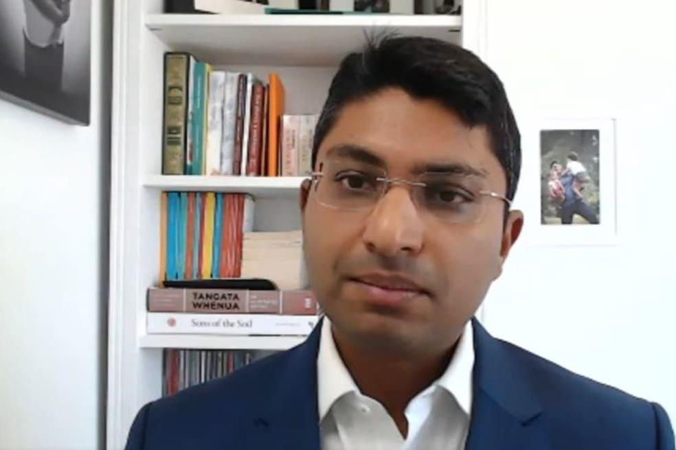 Top economist to share thoughts on our future
