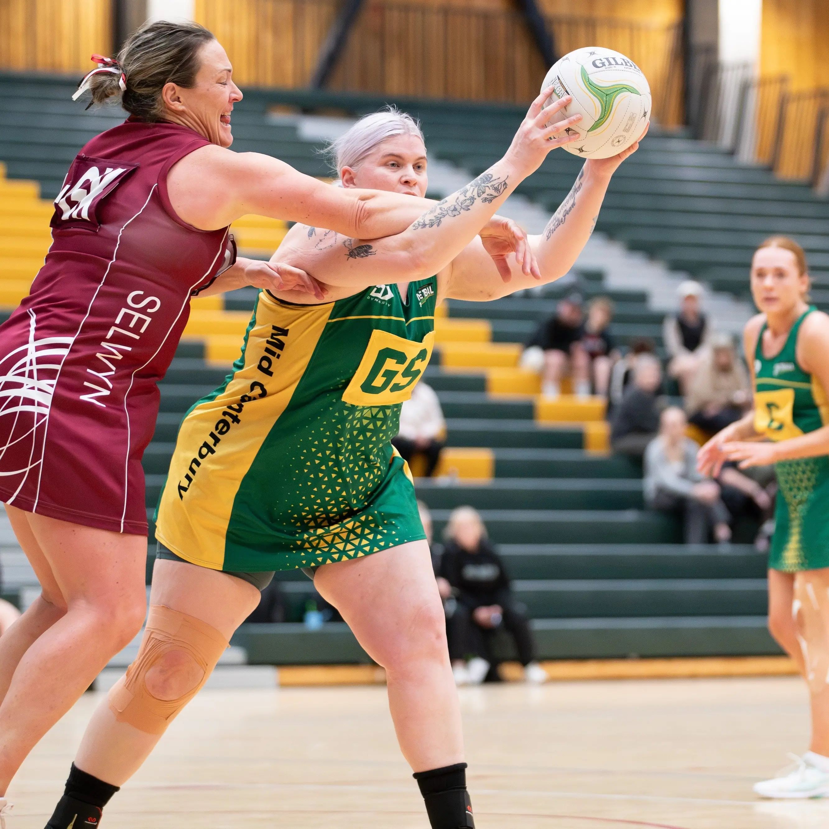Defending champions take title in tight final game